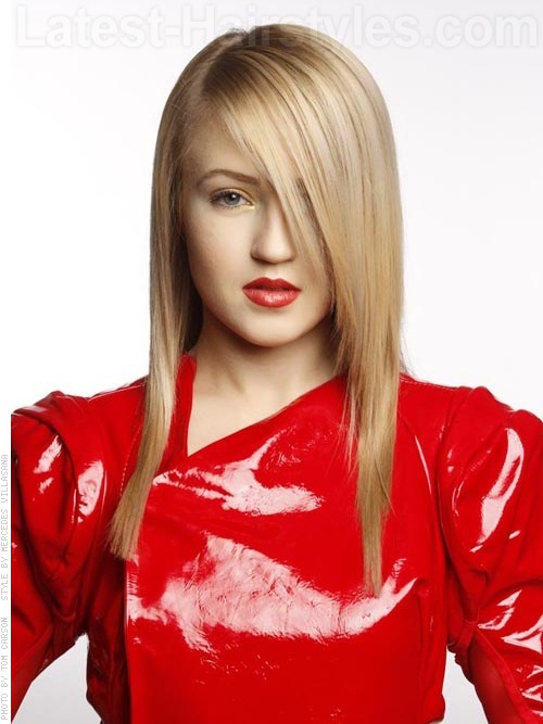 golden-long-smooth-hairstyle-890 Golden long and smooth hairstyle