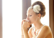 wedding-hair-accessory-feature