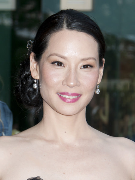2011 CFDA Fashion Awards - Arrivals sleek chignon
