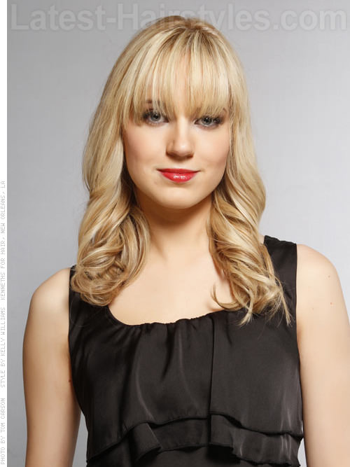 Lash Grazing Bangs Wavy Blonde Style