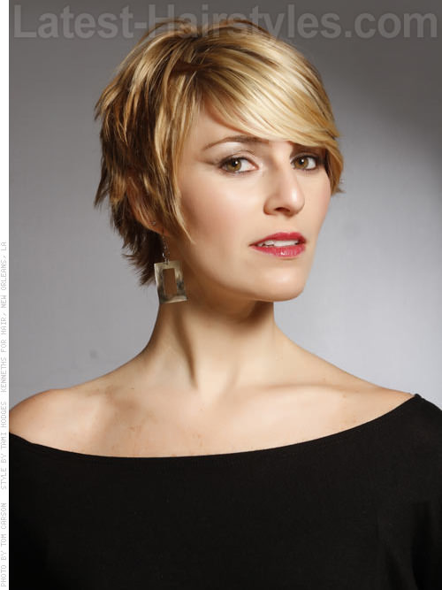 Blonde Textured Beachy Pixie Blonde Textured Beachy Pixie