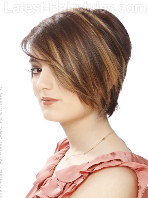 Short Brunette Bob Long Bangs Blonde Highlights Tapered in Back