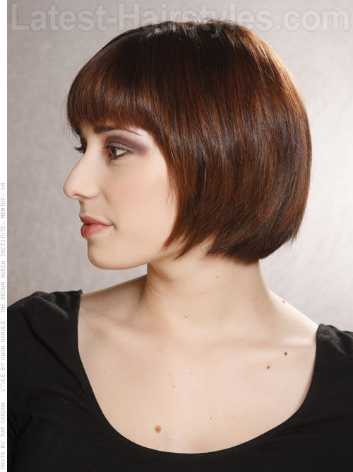Sleek Brunette Cute Geometric Style Side View Sleek Brunette Cute Geometric Style Side View