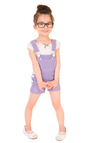 Fun Trendy Bun Updo for a Little Girl Fun Trendy Bun Updo for a Little Girl