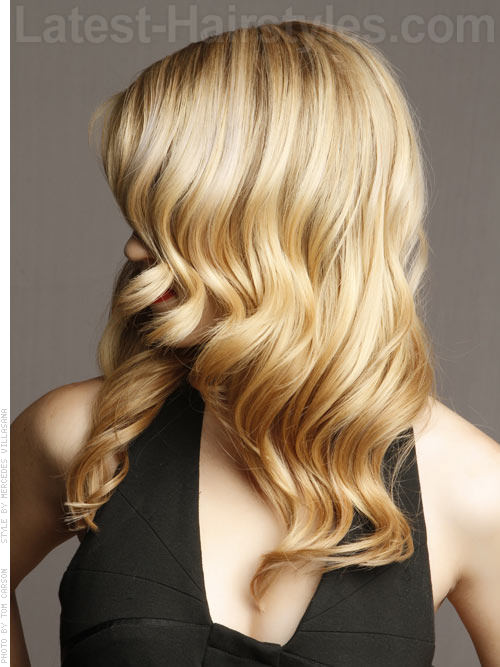 Modern Glamour Hollywood Look Blonde Hair - Side View Modern Glamour Hollywood Look Blonde Hair - Side View