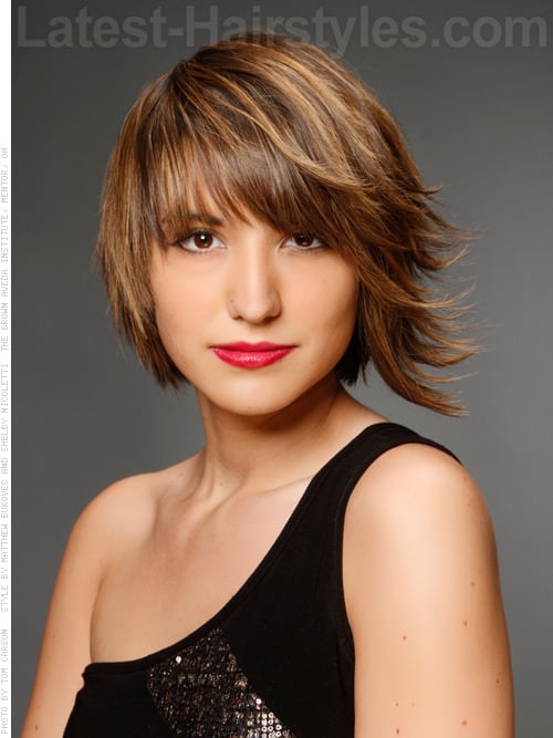 Side Swept Asymmetrical Short Cut 