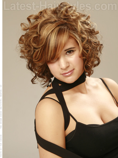 Vavoom Volume Ultra Curly Hair with Sculpted Curls Vavoom Volume Ultra Curly Hair with Sculpted Curls