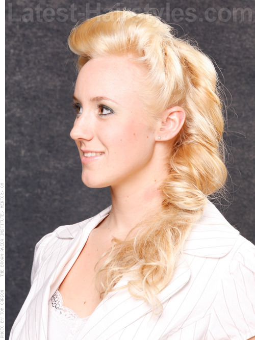 Yellow Opal Silky Luminous Blonde - Side View Yellow Opal Silky Luminous Blonde - Side View