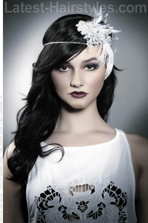 Long Dark Hairstyle with Flowered Headband Best Long Dark Hairstyle with Flowered Headband