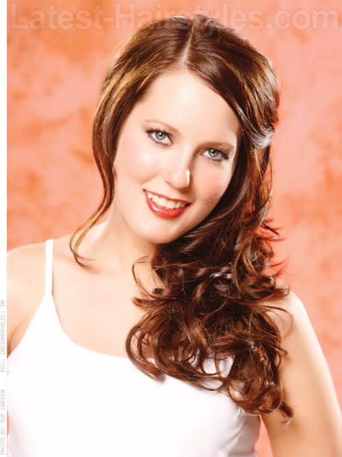 Long Understated Side Swept Hairstyle Best Long Understated Side Swept Hairstyle