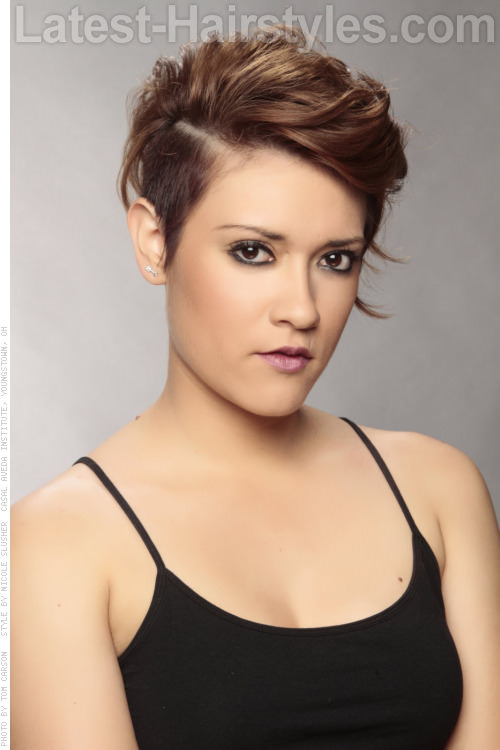 42 Sexiest Short Hairstyles For Women Over 40 In 2020