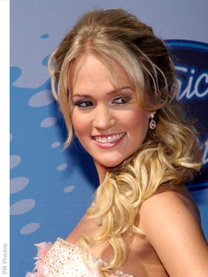 A long side ponytail is beingness seen everywhere this yr fourteen Cute Romantic Side Ponytail Ideas for Long Hair