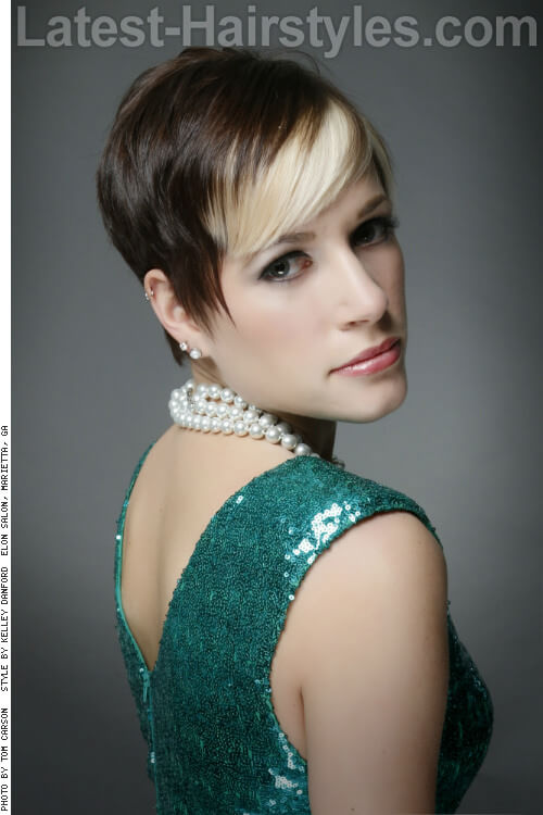 Few things complement a dandy haircut or a superb For Your Hair Bucket List: 46 Side-Swept Bangs