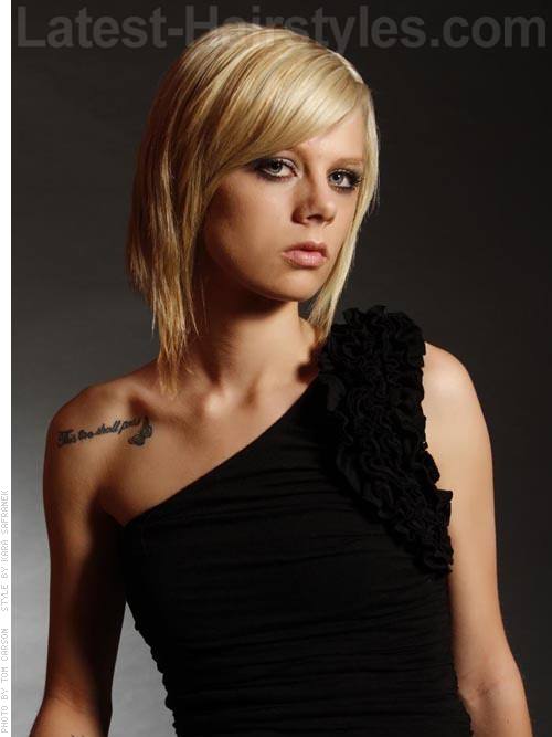 Few things complement a dandy haircut or a superb For Your Hair Bucket List: 46 Side-Swept Bangs