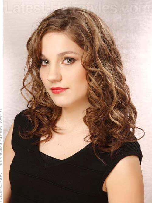 Here are some extra pretty hairstyles for you lot to get got fun alongside together with taste precisely beingness a gir 25 Pretty Hairstyles That Are Always inwards Style