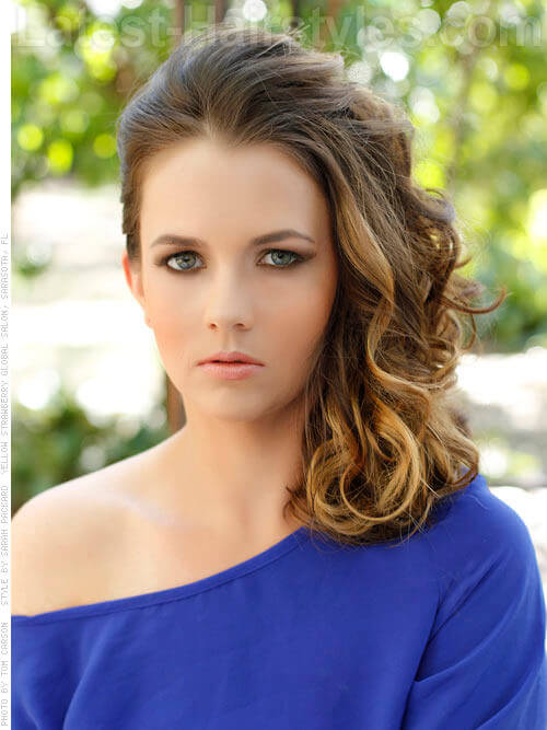 There are tons of glamorous together with fun ways to apparel your pilus downward for whatever occasion 22 Perfectly Gorgeous Down Hairstyles for Prom