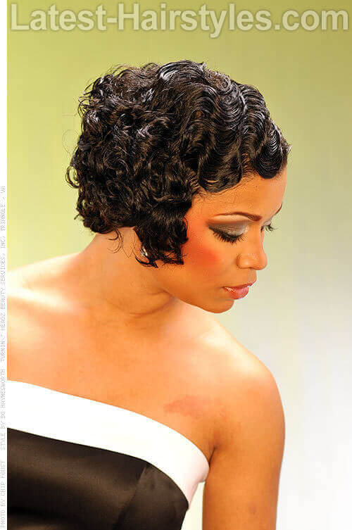 There are tons of glamorous together with fun ways to apparel your pilus downward for whatever occasion 22 Perfectly Gorgeous Down Hairstyles for Prom