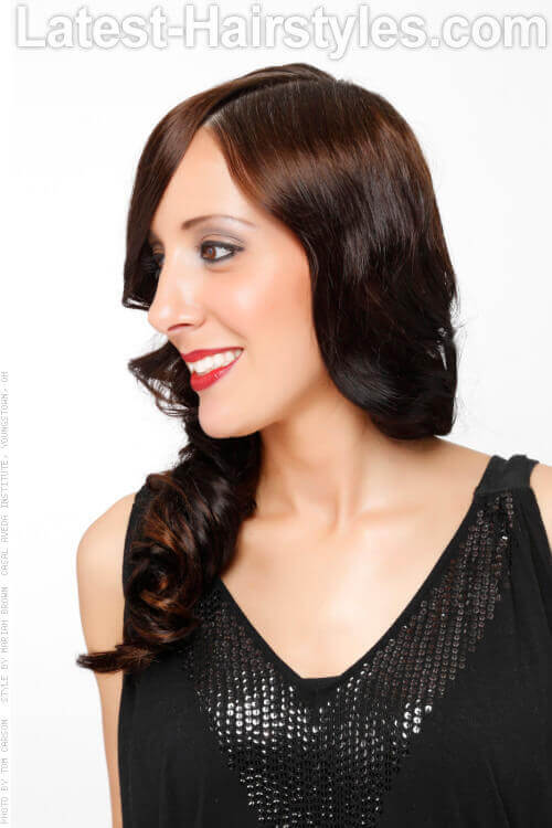 Brunette goddesses are ever looking for a way to modify their locks without having to cu 34 Iconic Long Brown Hair Ideas To Try