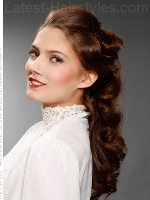 Brunette goddesses are ever looking for a way to modify their locks without having to cu 34 Iconic Long Brown Hair Ideas To Try