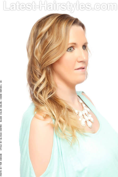 Here are hairstyles for long sparse pilus that are certain to inspire you lot 36 Haircuts together with Hairstyles for Long Thin Hair: Liven Up Your Tresses!