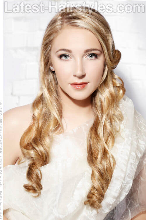 Here are hairstyles for long sparse pilus that are certain to inspire you lot 36 Haircuts together with Hairstyles for Long Thin Hair: Liven Up Your Tresses!