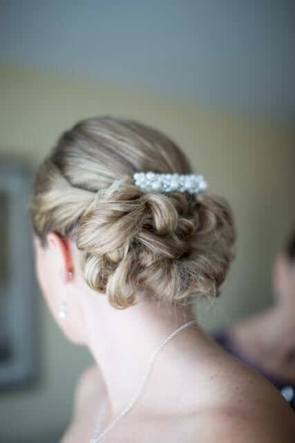 a crisp cool breeze as well as pumpkin spice everything tells us that autumn is officially hither ix Fall Wedding Hair Ideas We Absolutely Adore