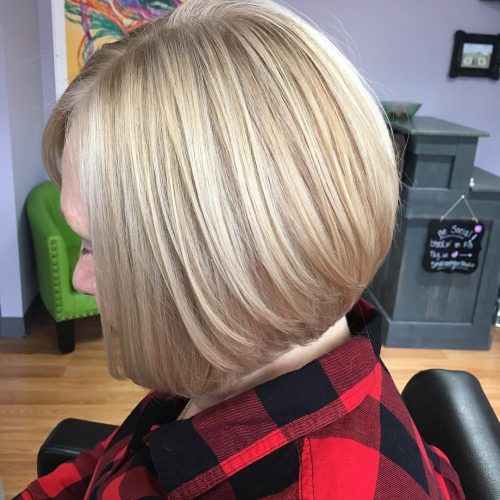 An inverted bob is a type of bob that is curt inwards the dorsum together with gets longer at the front end 23 Trendiest Inverted Bob Haircuts