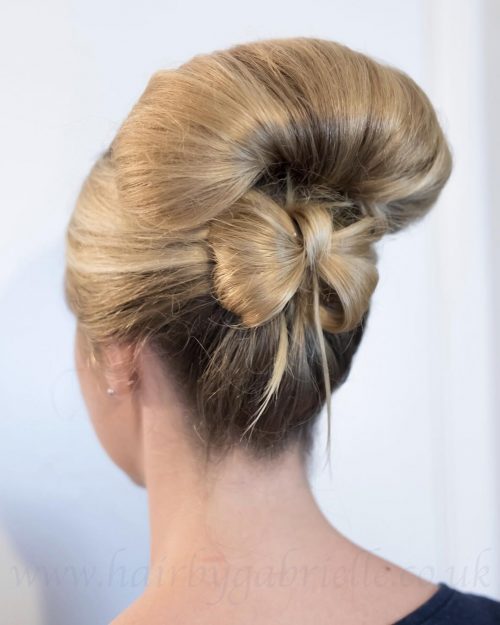 15 Cute Easy Bun Hairstyles To Try In 2020