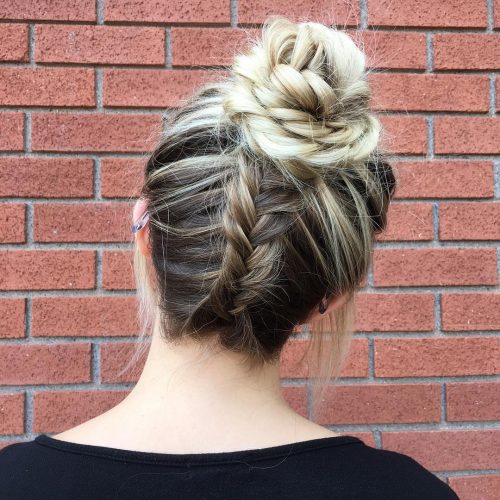 30 Prettiest iPromi Updos for Long iHairi ifor 2020i