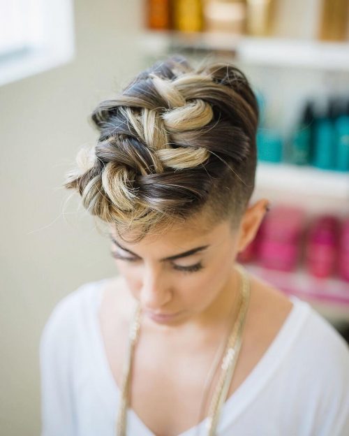 50 Popular Party Hairstyles That Are Easy To Style