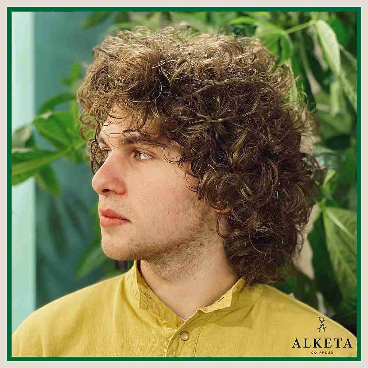 Curled Fluffy Haircut for Men