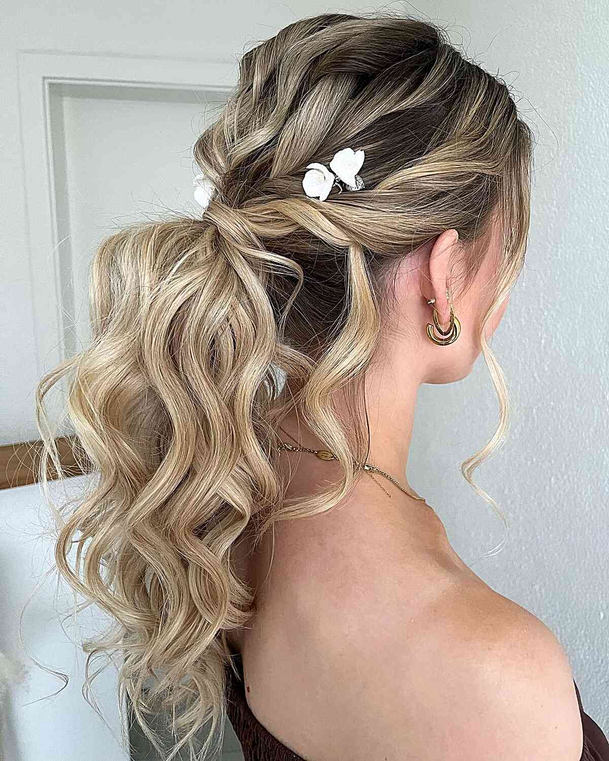 Curly Mid Back-Length Twist Ponytail with Piece-y Waves