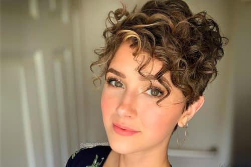 25 Cute Easy Hairstyles For Short Curly Hair