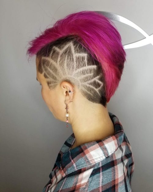 Own the chemical constituent of surprise amongst 1 of these amazing hidden undercut designs for women xix Edgy Examples of Hidden Undercut Designs for Women