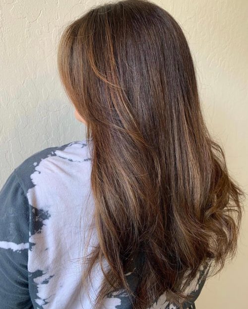 A golden dark-brown pilus color is a blend of medium dark-brown together with calorie-free blonde fifteen Golden Brown Hair Color Ideas to Try This Year