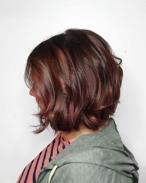 Dark ruby-red pilus transcends the listing of the most pop as well as fashionable fashion colors this yr nineteen Shockingly Pretty Dark Red Hair Color Ideas