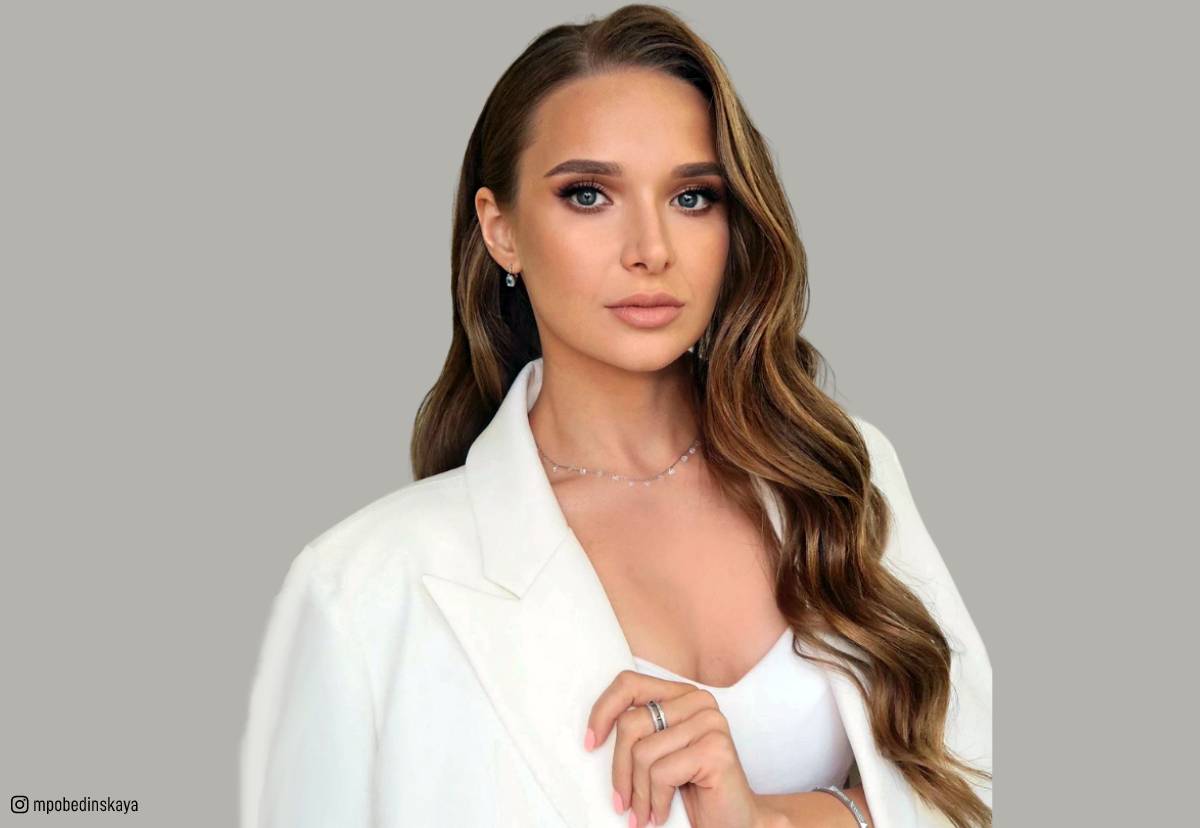 15 Perfectly Gorgeous Down Hairstyles for Prom 2023 15 Perfectly Gorgeous Down Hairstyles for Prom 2023