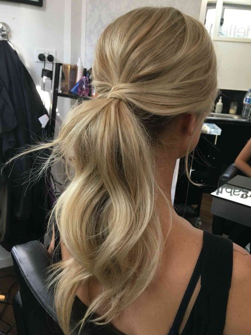 20 Easy Hairstyles For Long Hair In 10 Seconds Or Less
