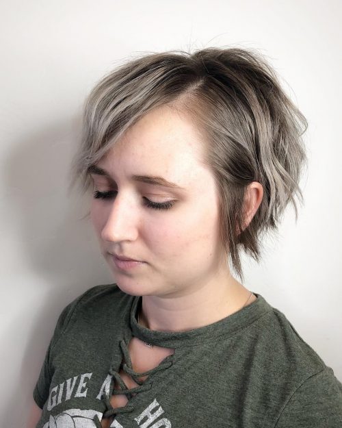 Long pixie cuts are the middle dry reason betwixt a pixie as well as a bob sixteen Long Pixie Cut Ideas Rockin’ inwards 2019