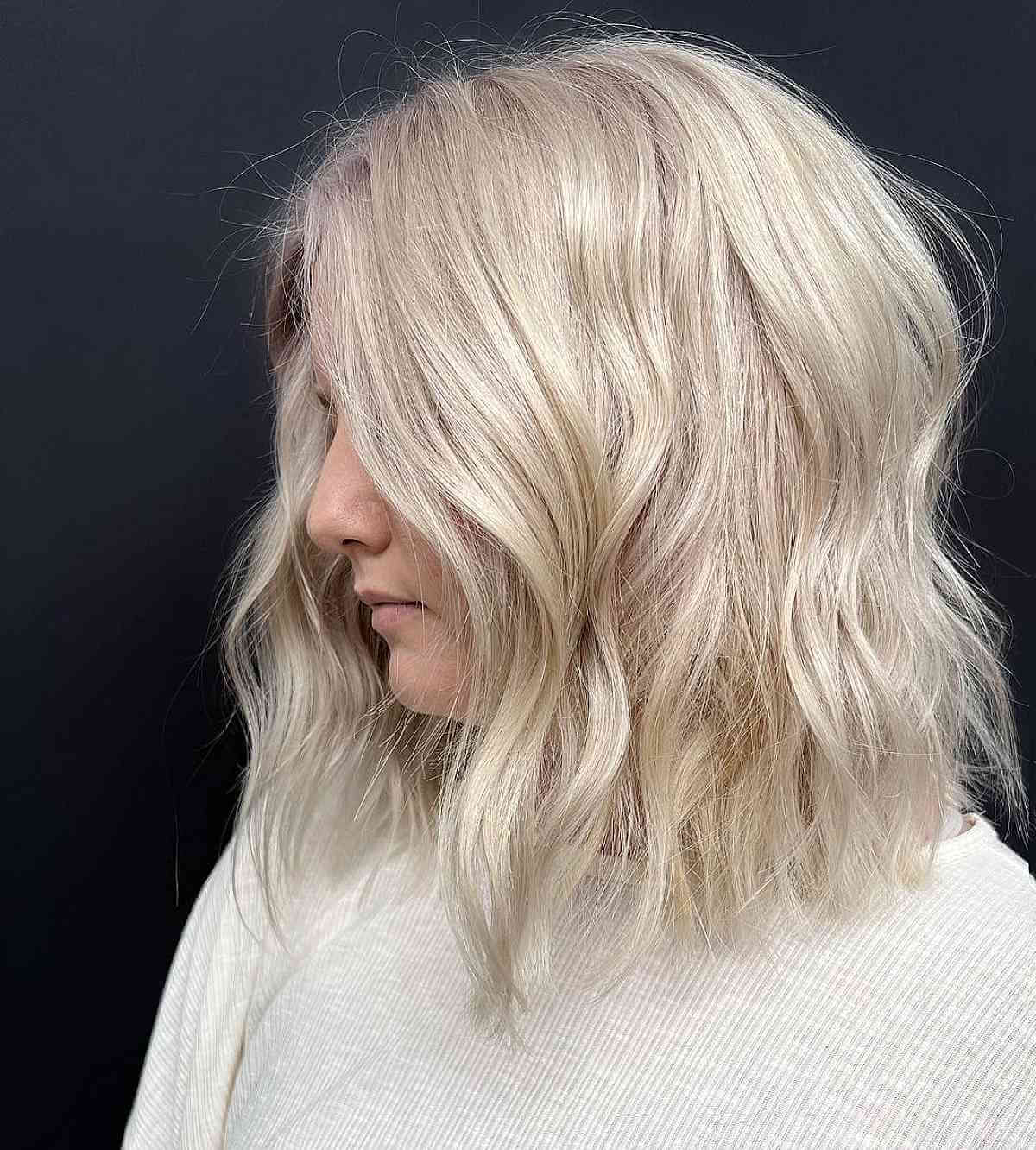 Exquisitely messy bob shoulder-length