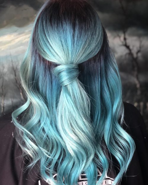A teal pilus color is a mixture of bluish too light-green colors 23 Incredible Teal Hair Color Ideas You Have to See