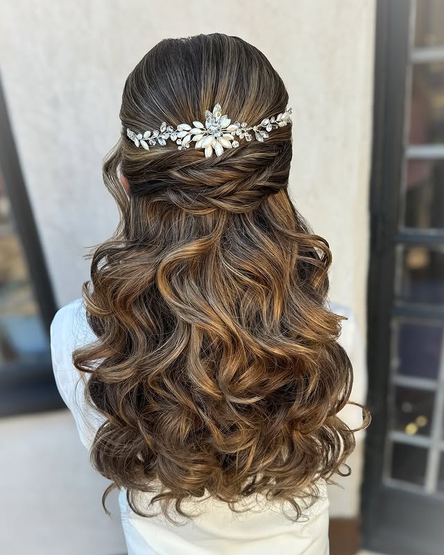 Glamorous Half-Up Half-Down Cascading Curls