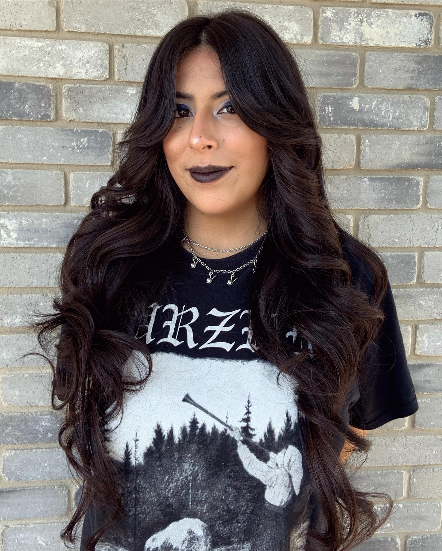 Bold Feathered Layers with Deep Chocolate Tones