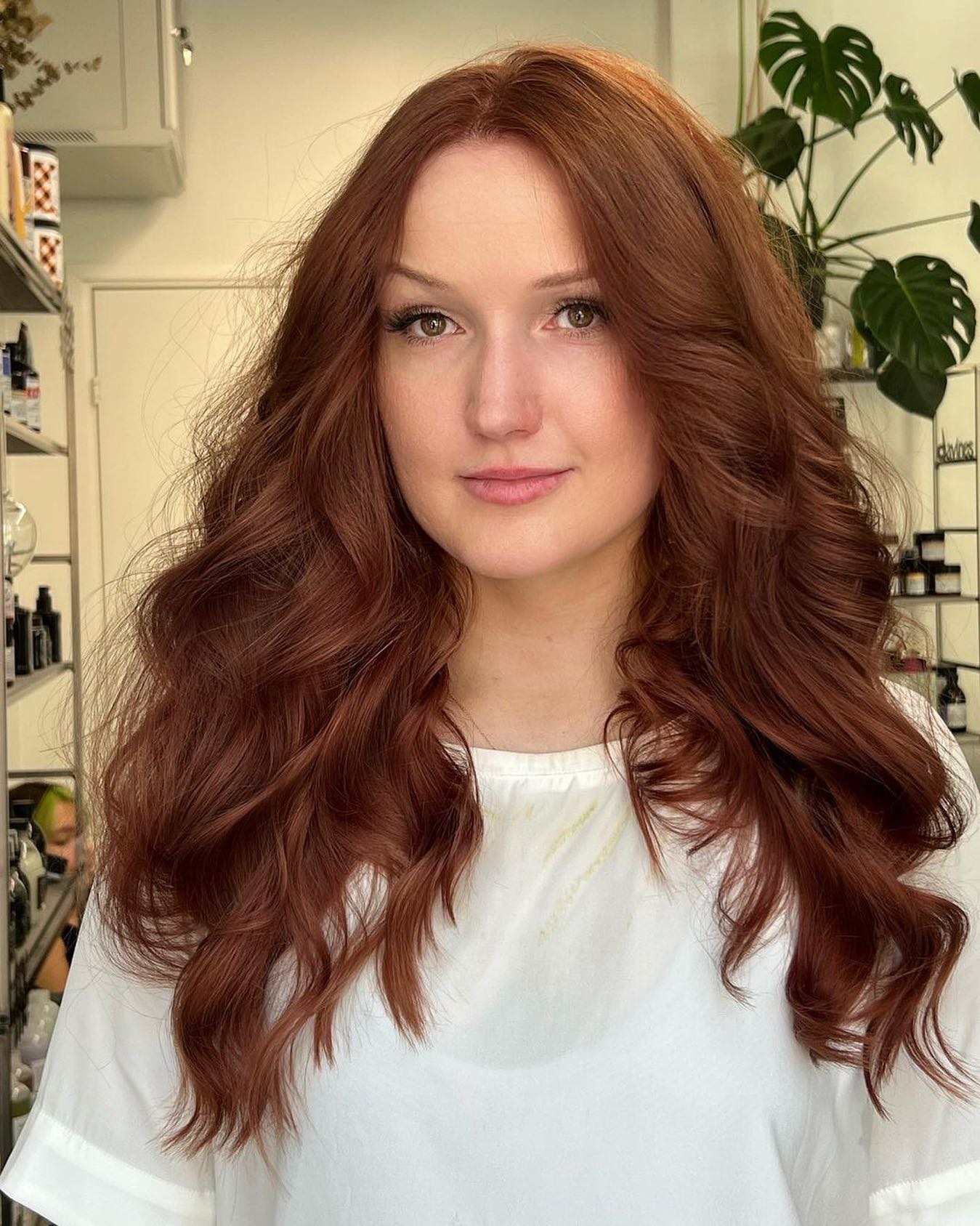 Luxurious Feathered Layers with Rich Auburn Tones