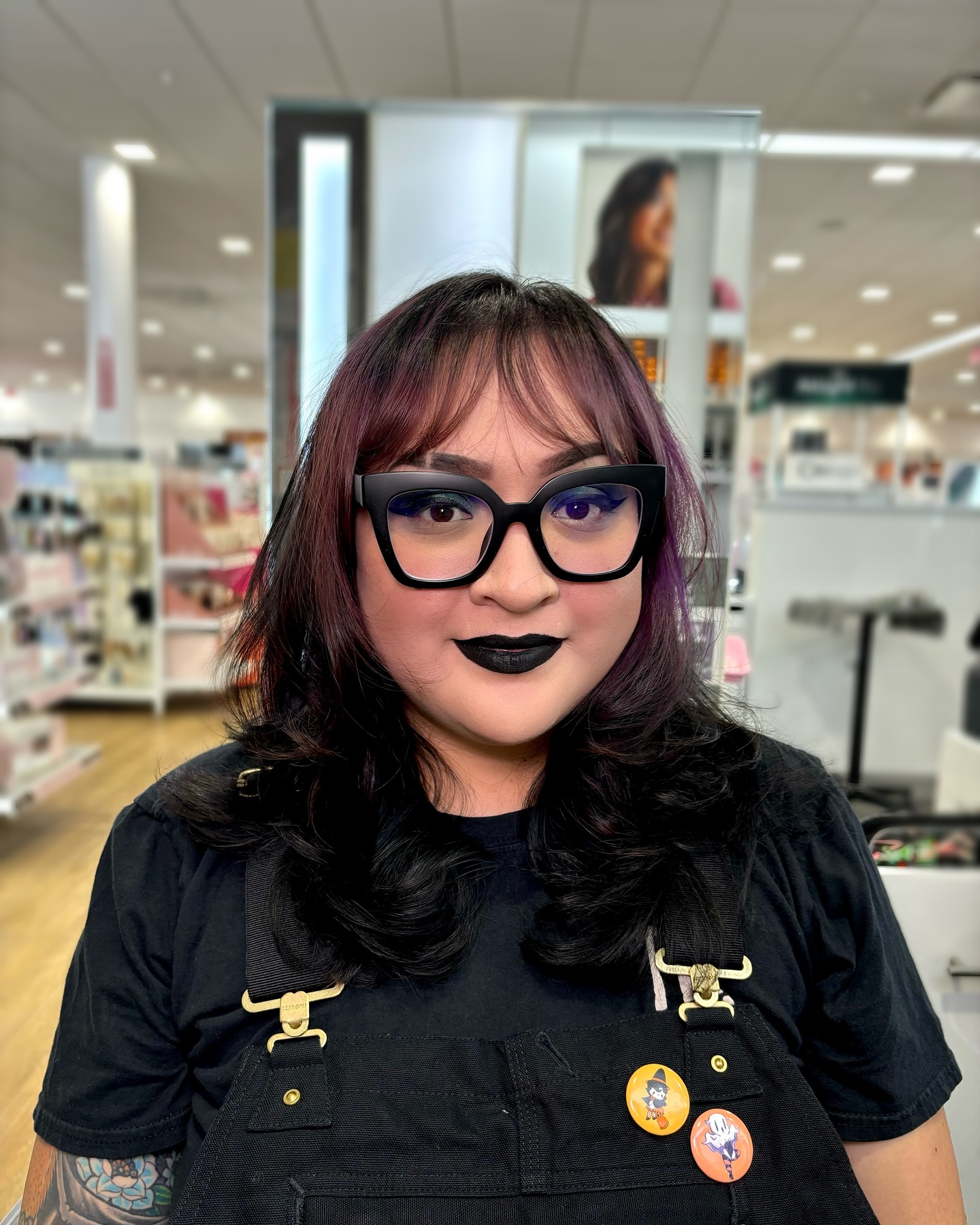 Bold Dark Waves with Subtle Purple Hues