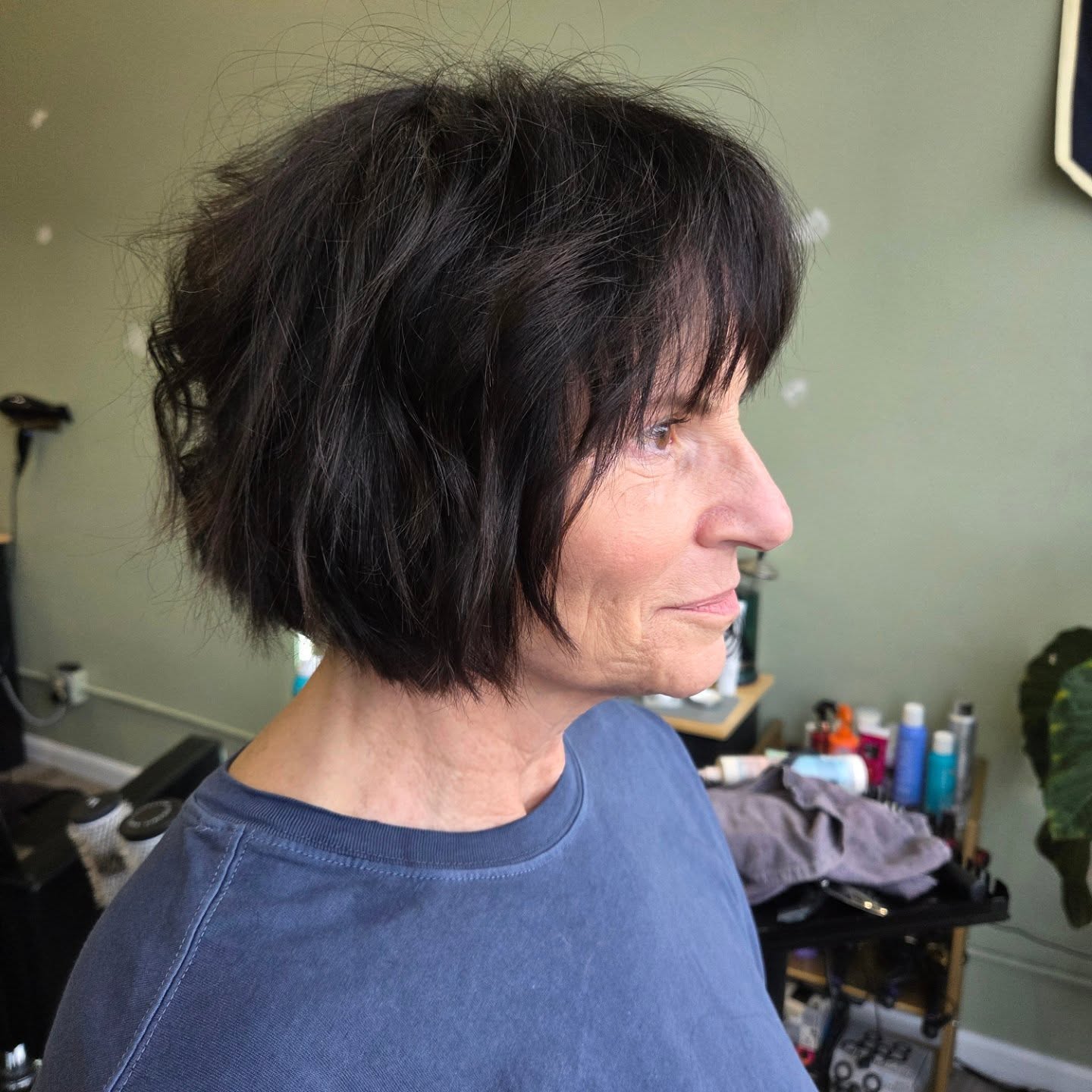 Chic Textured Bob with Face-Framing Layers