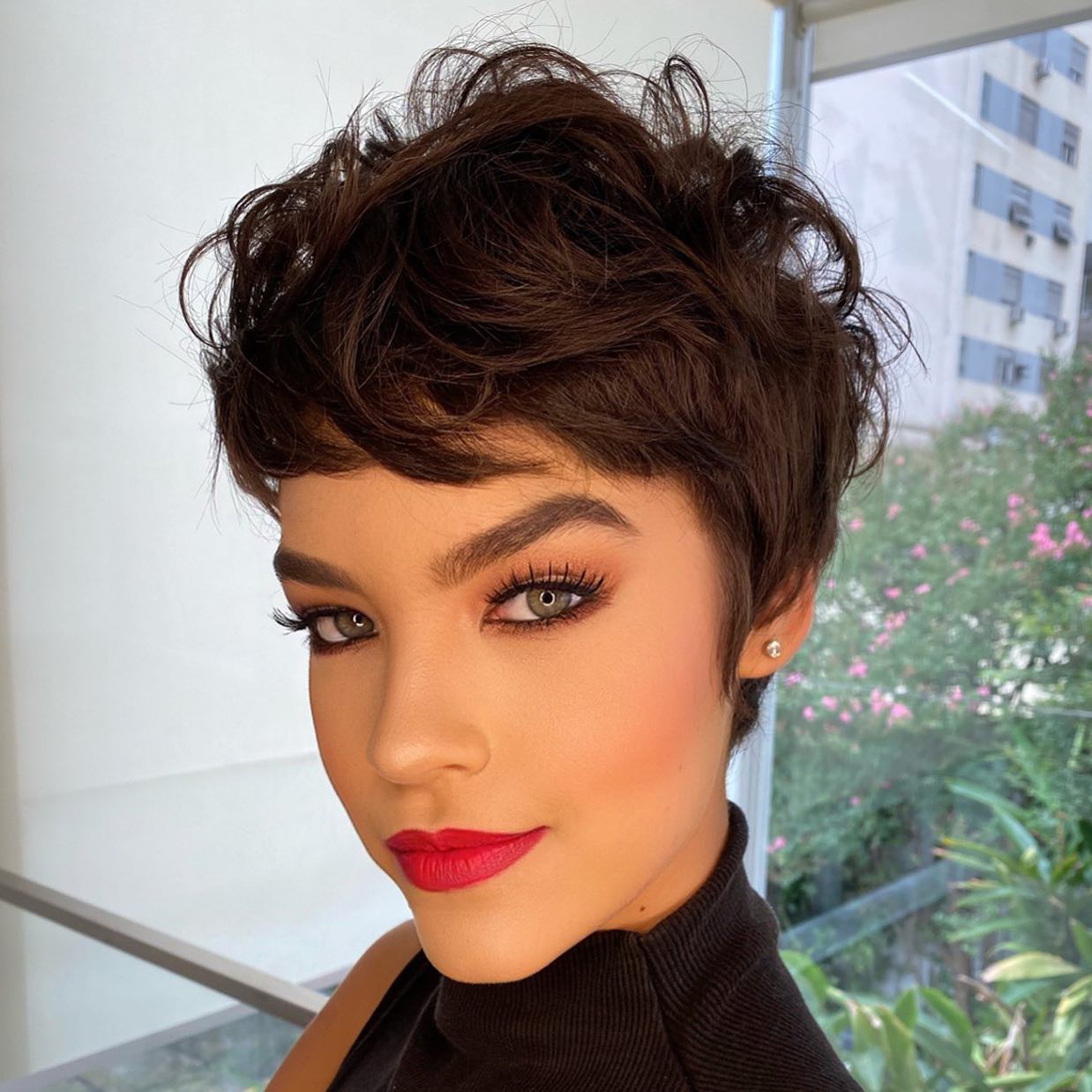 Chic Textured Pixie with Playful Curls