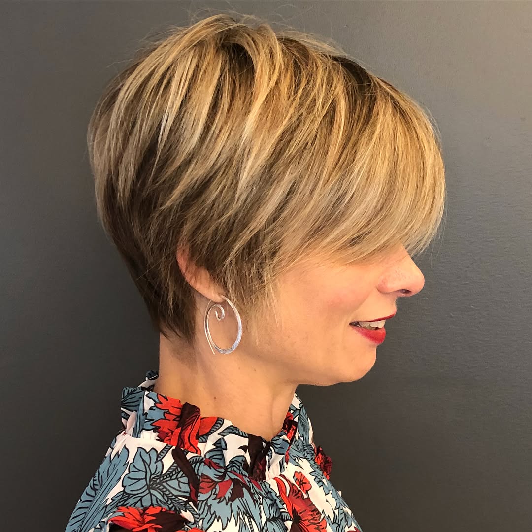 Effortlessly Modern Textured Short Cut