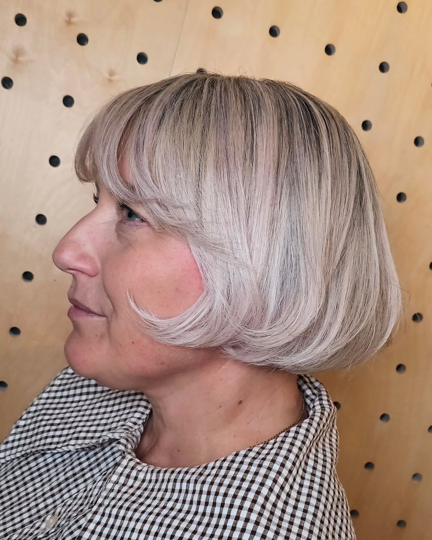 Stylish Blunt Bob with Soft Face-Framing Layers