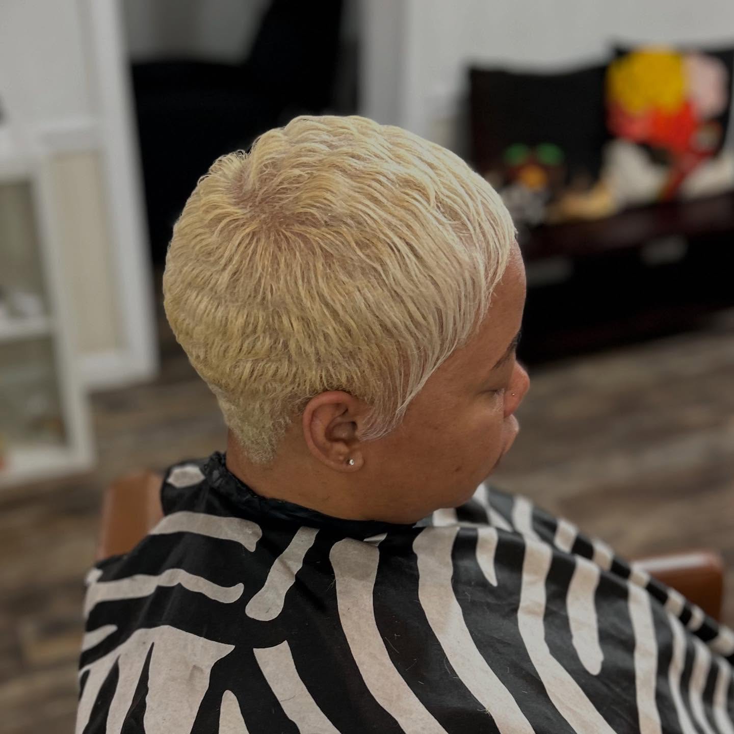 Textured Blonde Crop with Defined Waves